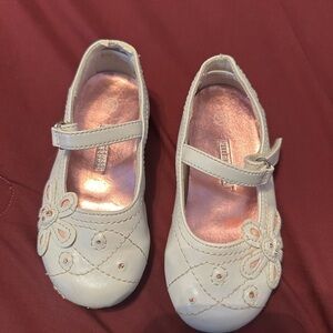 Stylish White Kids Shoes with Floral Design